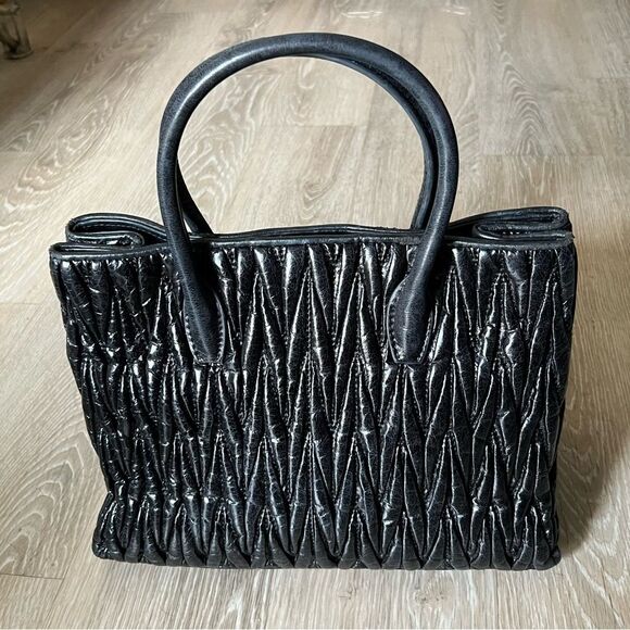 Miu Miu Matelassé Quilted Black Iconic Structured Dual Rolled Handbag Bag Tote - Picture 4 of 16